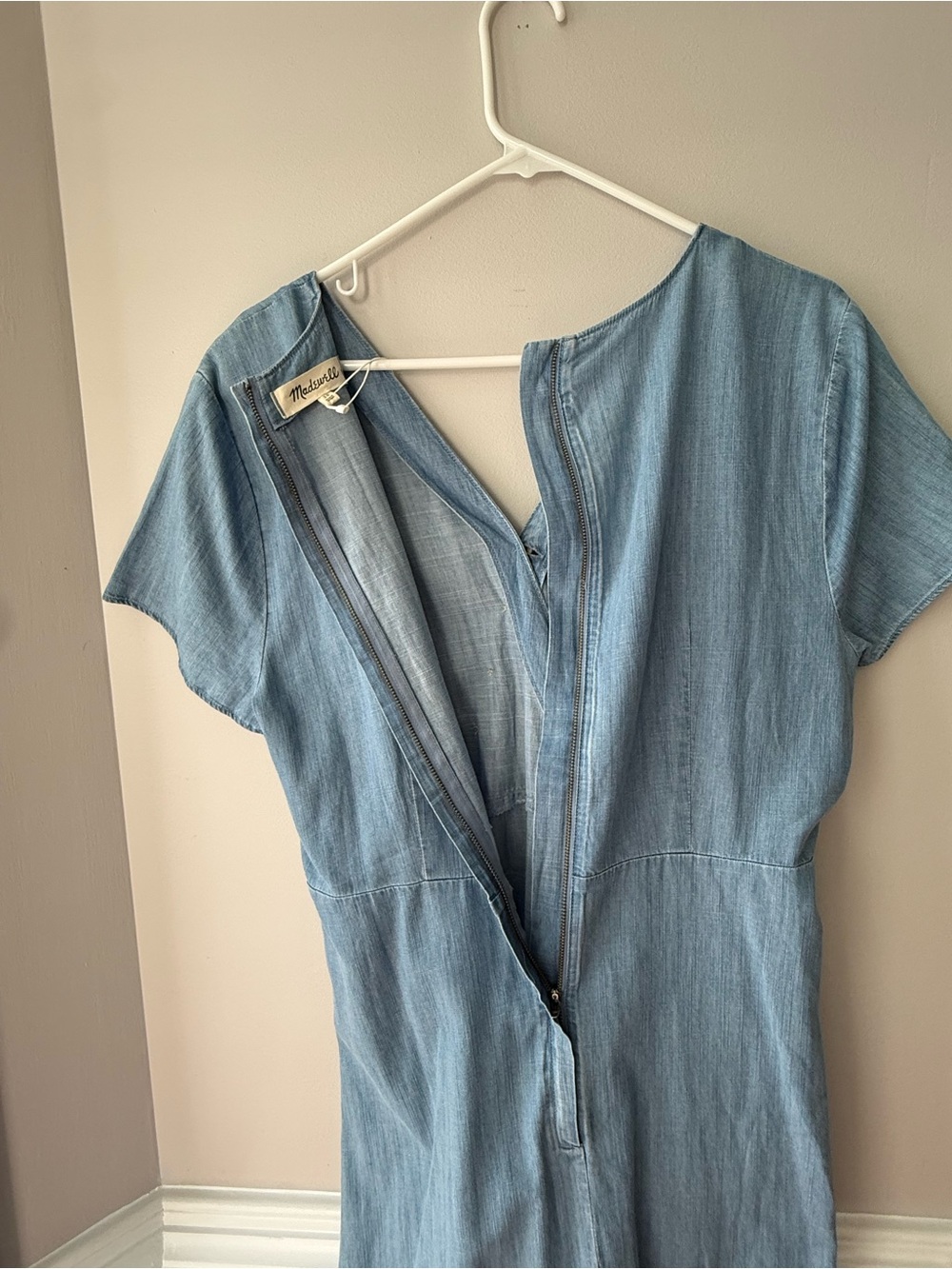 Madewell Sky Blue Chambray Button-Front Midi Dress Size 10 - Picture 3 of 6